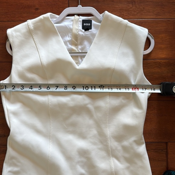 NWOT BOSS Dukeva Midi Sheath Dress in Soft Cream Size 8 - Picture 7 of 9